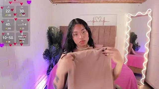 penelope_tay1 on StripChat