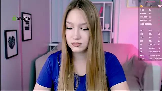 Freechat playful_sophie on StripChat