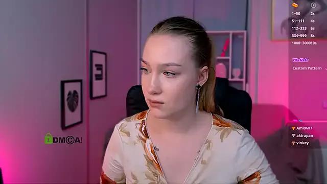 Freechat playful_sophie on StripChat