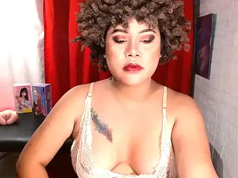 PrettyDiannara on StripChat 