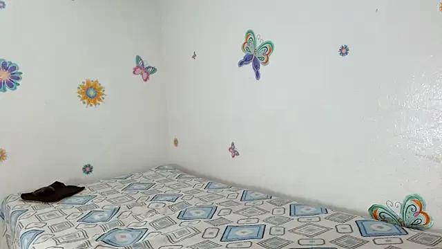 Freechat prinsesbrowvagina on StripChat