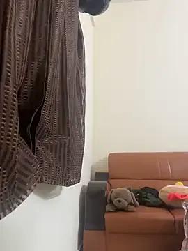 Freechat priyadevi17 on StripChat