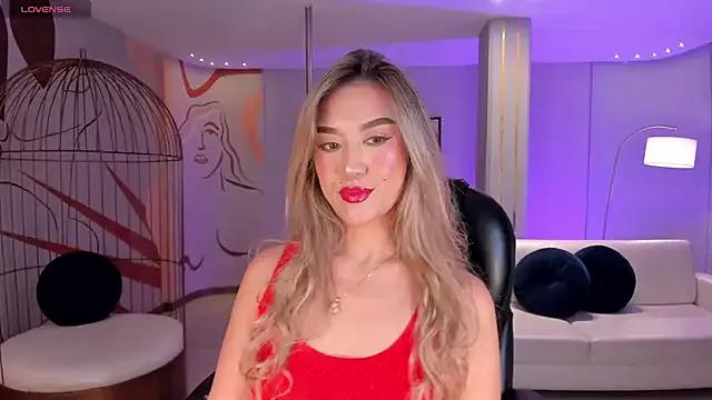RebeccaHudson on StripChat 