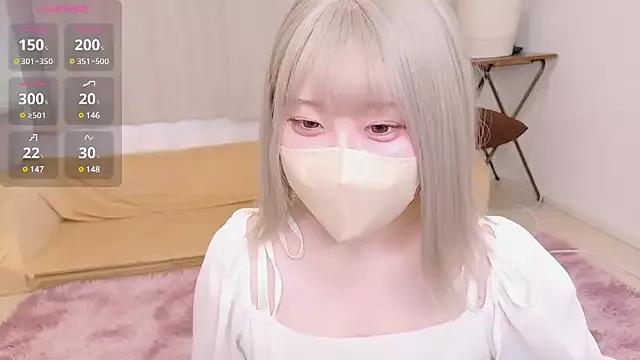Remu_oO on StripChat 