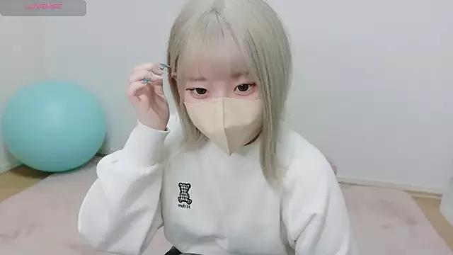 Remu_oO on StripChat 