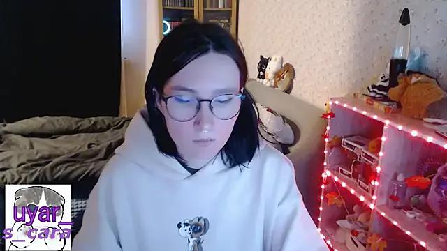 Discover S_cara, she wants to masturbate for you s_cara from StripChat