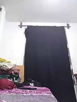 Saramilf36 on StripChat 