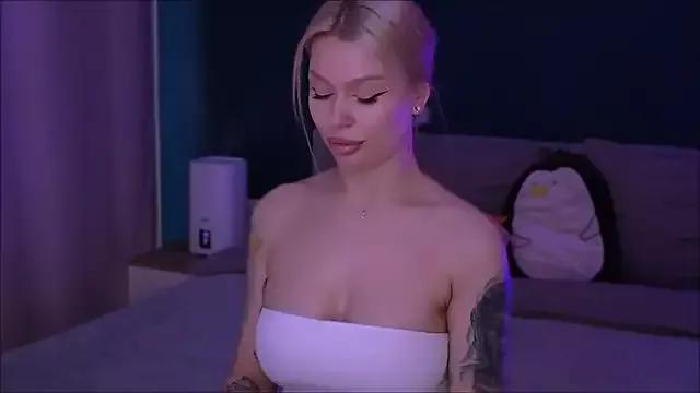 Sasha_Mason on StripChat 