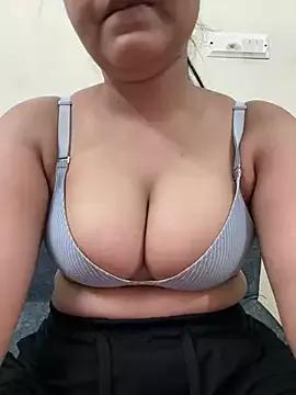 Freechat sassygirl4141 on StripChat