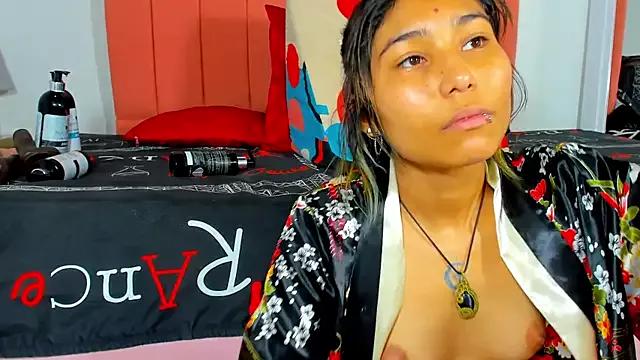 satsu_u on StripChat 