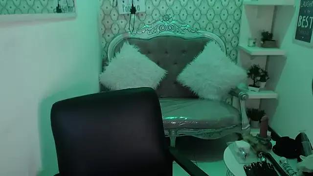 scarleth_blue on StripChat 