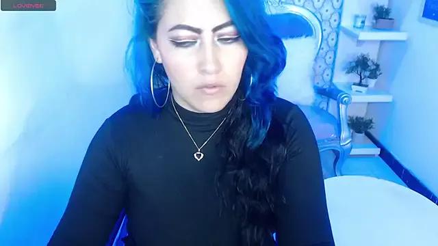scarleth_blue on StripChat 