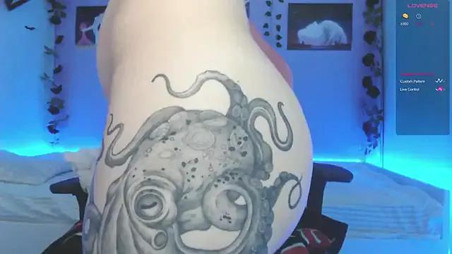 Freechat Scarlettsrorm on StripChat