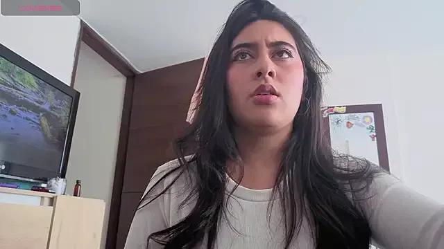 serenna_se on StripChat 