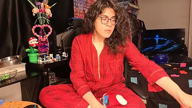 ShinyCherub on StripChat 