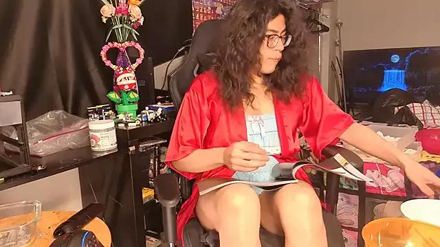 ShinyCherub on StripChat 