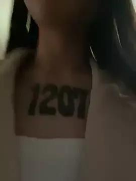 Freechat shuggybaby on StripChat