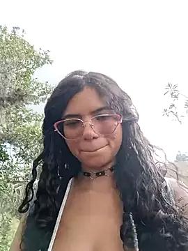 Simone_Miller on StripChat 