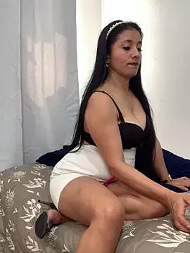 sofymilf on StripChat 