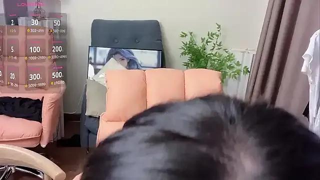 Sexy SR-WZJ wants you to fuck her body now SR-WZJ from StripChat