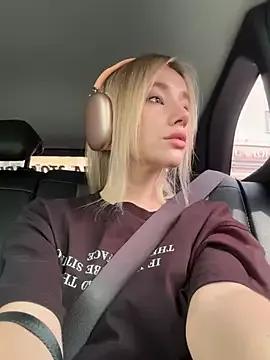 Freechat SSSATIVA_model on StripChat