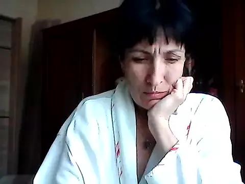 SunnyAmorre on StripChat 