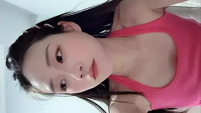 suyaoyao-x on StripChat 