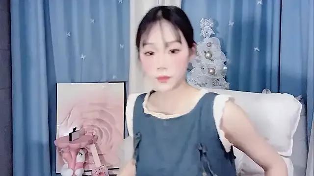 suyaoyao-x on StripChat 