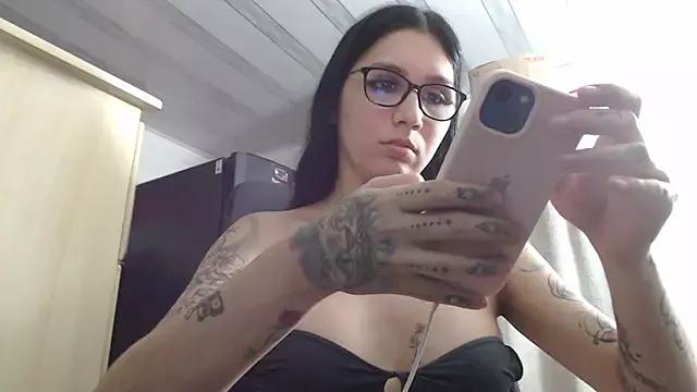 sweet_cutetras22 on StripChat 