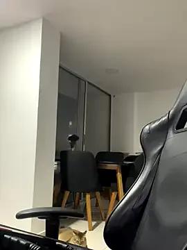 Freechat sweet_kittyx on StripChat