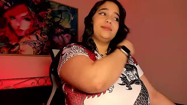 tati_reyess on StripChat 