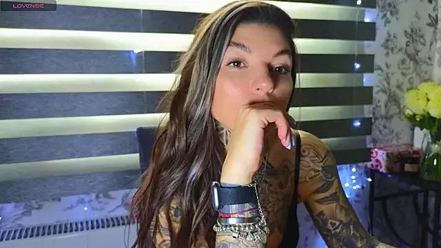 tattooedBabyy on StripChat 