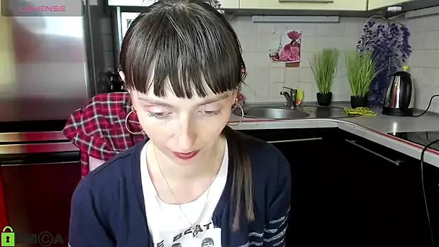 TayanaJons on StripChat 