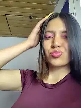 TellusYAres on StripChat 