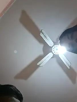 Cute Toxicaxxxx wants you to fuck their body now Toxicaxxxx from StripChat