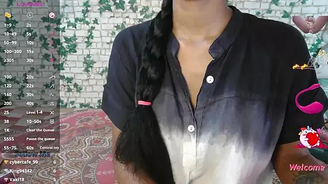 Freechat Trishna_love on StripChat