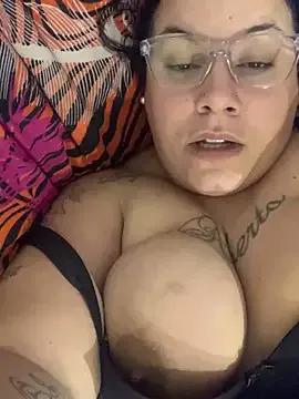 Freechat TuFantasiaYTuMorbo on StripChat