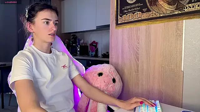 Freechat TwinTemptations on StripChat