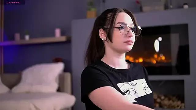 VixenAmour on StripChat 