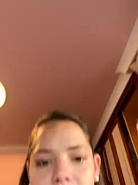 Masturbate to naked camslut Wildmaca Wildmaca from StripChat