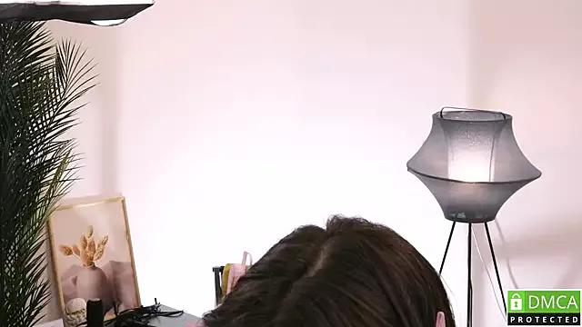 WilonaBoardley on StripChat 