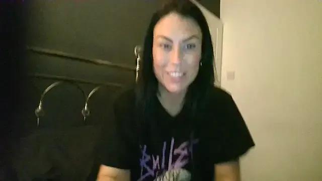 Freechat xCharlie_MILFx on StripChat