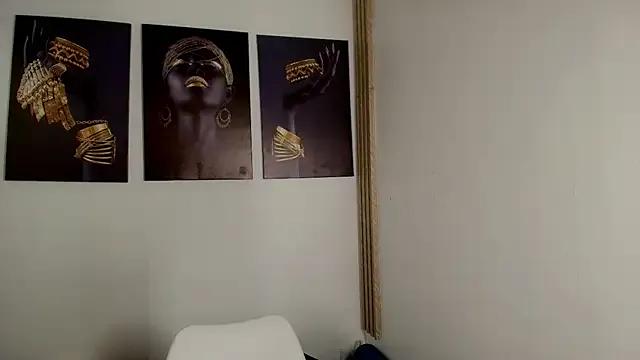 Freechat XloverXsiantwink on StripChat