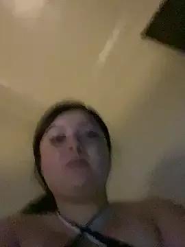 xocrybaby on StripChat 