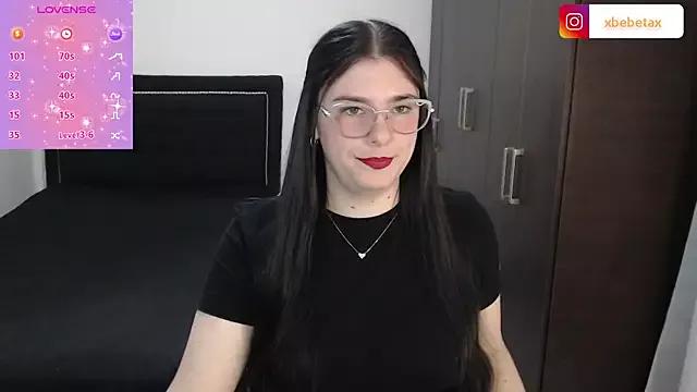 Freechat xxbbtaa on StripChat