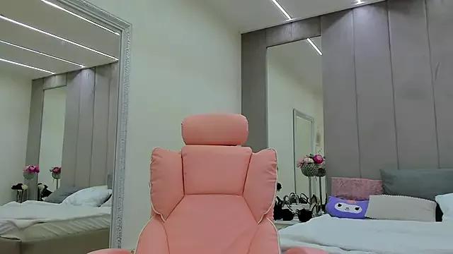 Freechat Yanna_miana on StripChat