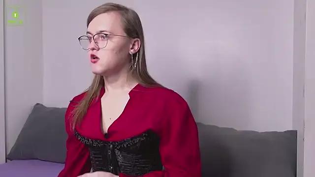 Freechat YukoFanee on StripChat