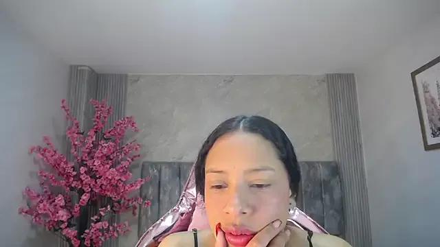 zhara_rose_s on StripChat 